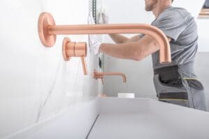 New,Bathroom,Finish,Cleaning.,Copper,Color,Elegant,And,Stylish,Faucet