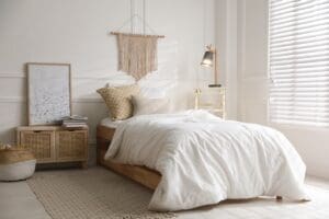 Comfortable,Bed,With,Clean,White,Linens,Indoors