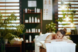 Healthcare,Time.,Relaxed,Modern,Female,In,Spa,Salon,Laying,On